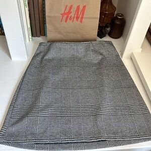 H&M mini pencil skirt plaid houndstooth
